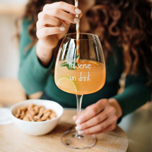 Coppia di Calici vino "Un'ottima Annata" o "Mezzo Pieno" o "Solo un goccetto" o "Mi serve un drink"" - Image 7