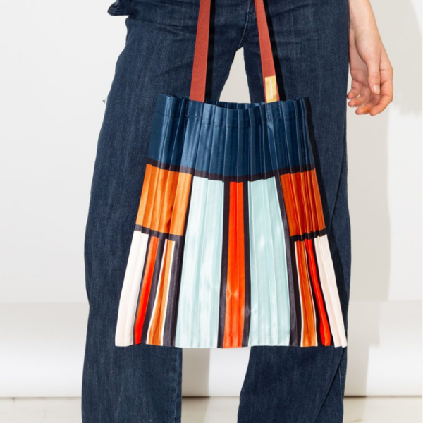 Borsa plissettata tote by Multitudes - Image 3